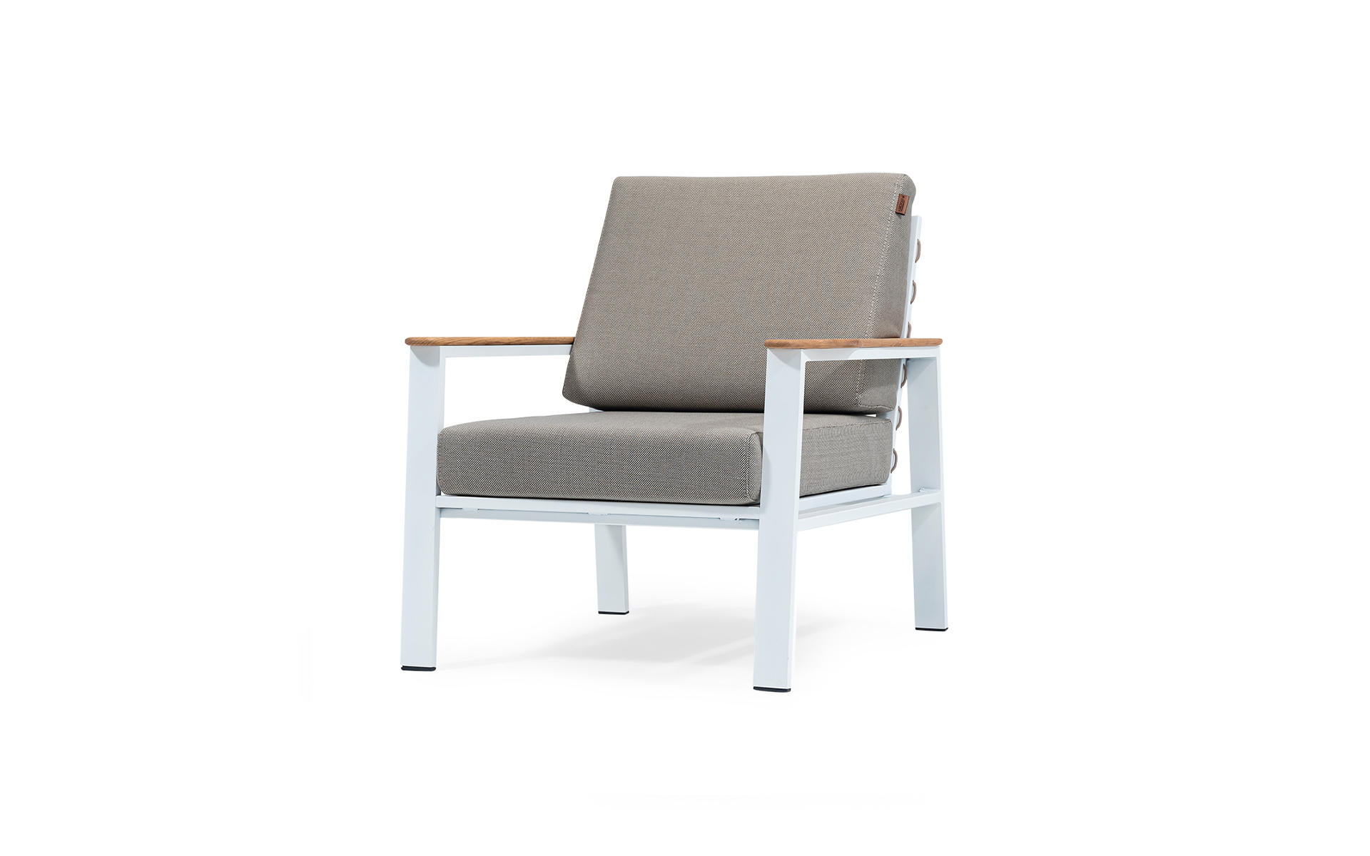 4 August Outdoor Lounge Chair - Image 1